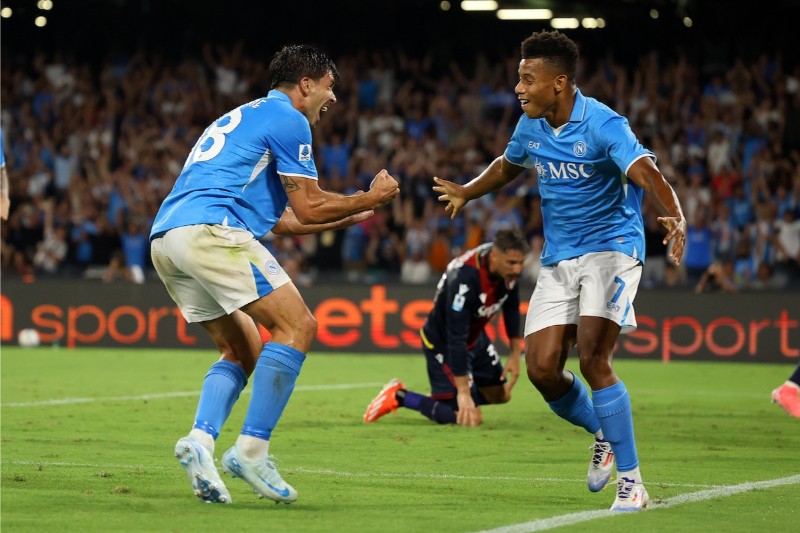 Napoli mạnh vượt trội so với Cremonese